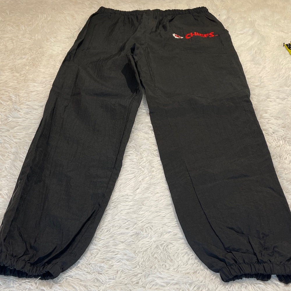 Pro Player by DANIEL YOUNG Black and Red KANSAS CITY CHIEFS Logo Track Pants XL